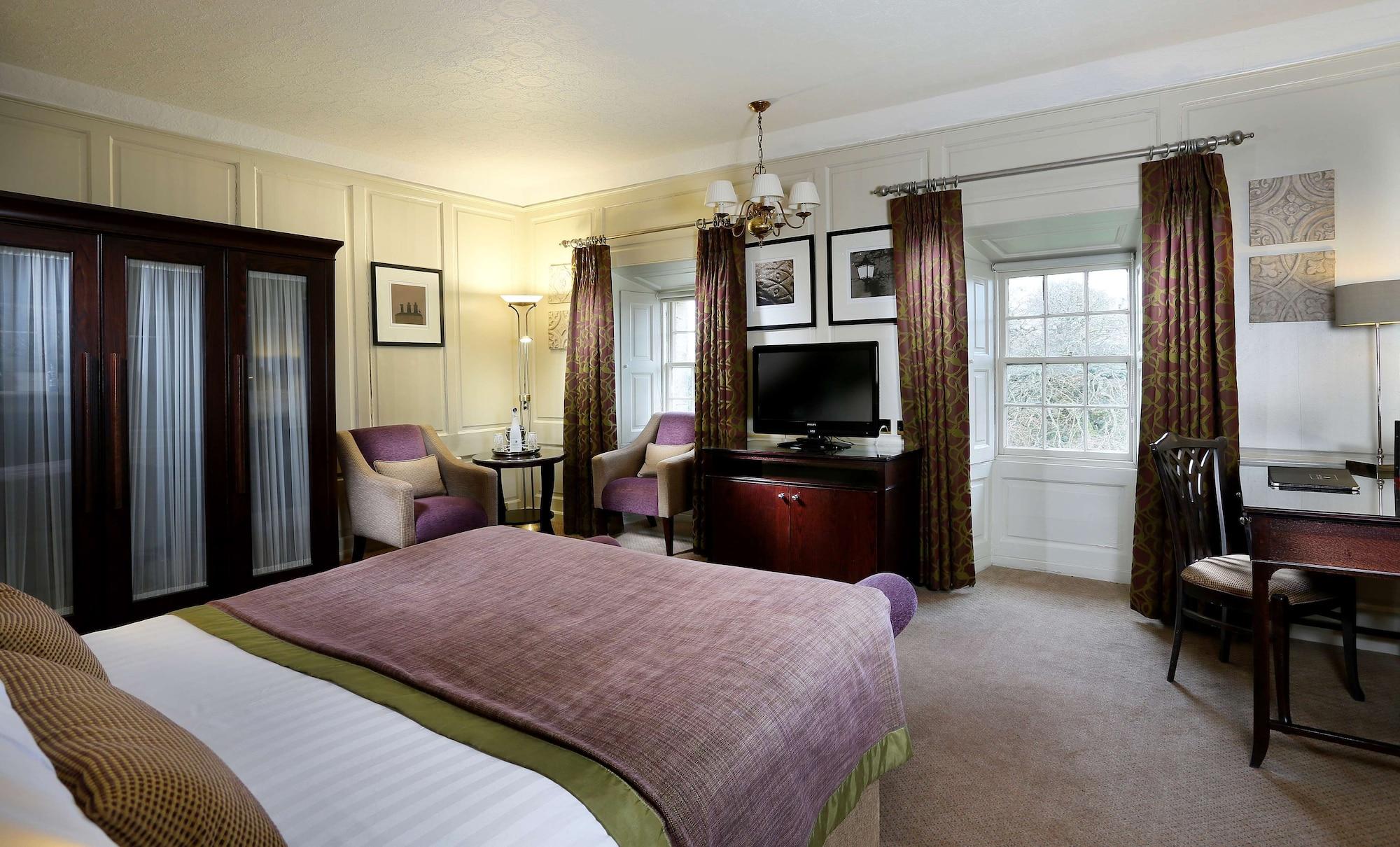 Hotel Macdonald Houstoun House